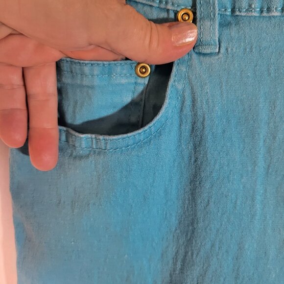 DG2 by Diane Gilman Women's Straight Leg Stretch Denim Shorts Size 14 Teal Blue - Picture 2 of 8